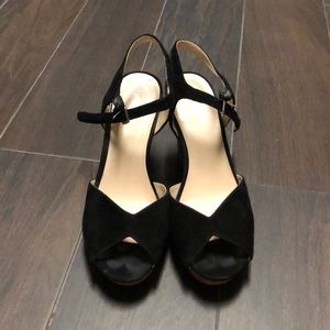 Black high heels Nine west sandals